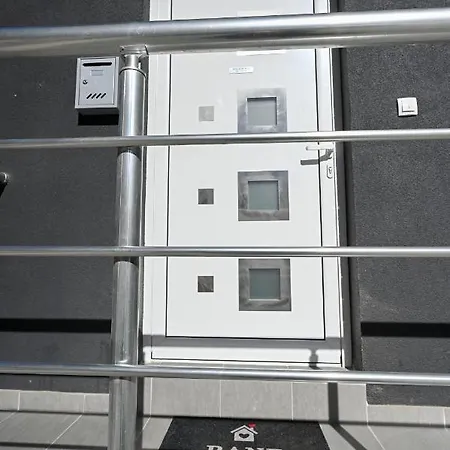 Bane Apartmani 6 Kraljevo Exterior photo