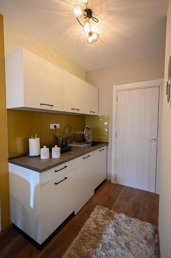 Bane 6 Apartment *
