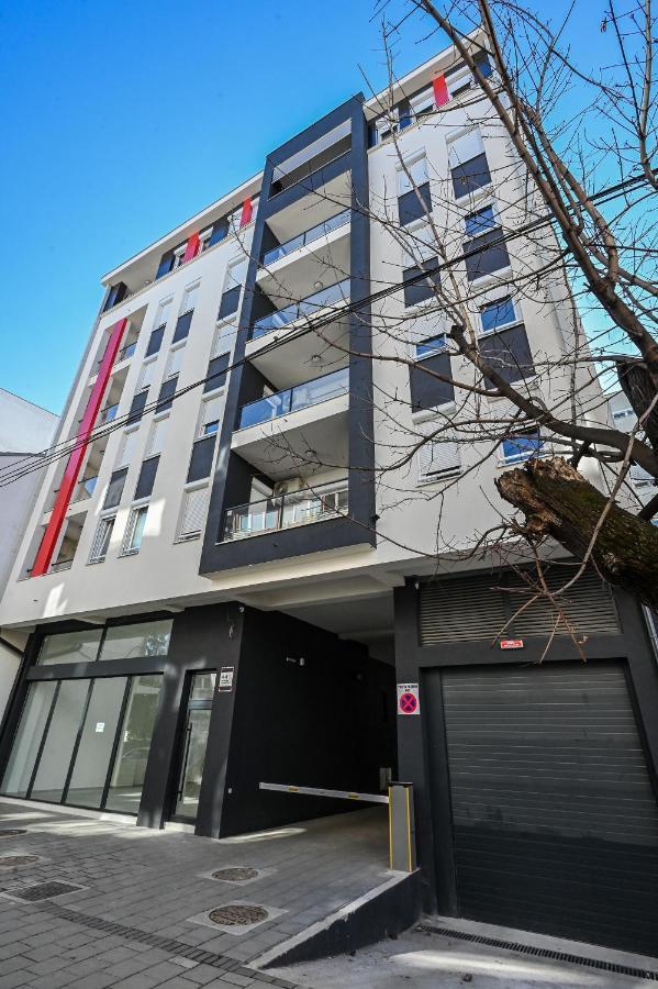 Bane 6 Apartment *